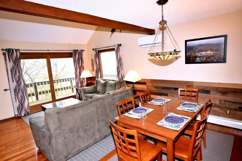 3-Bedroom Vacation Home Steps To Camelback Ski Area Ski-In Ski-Out Crescent Lake Luaran gambar