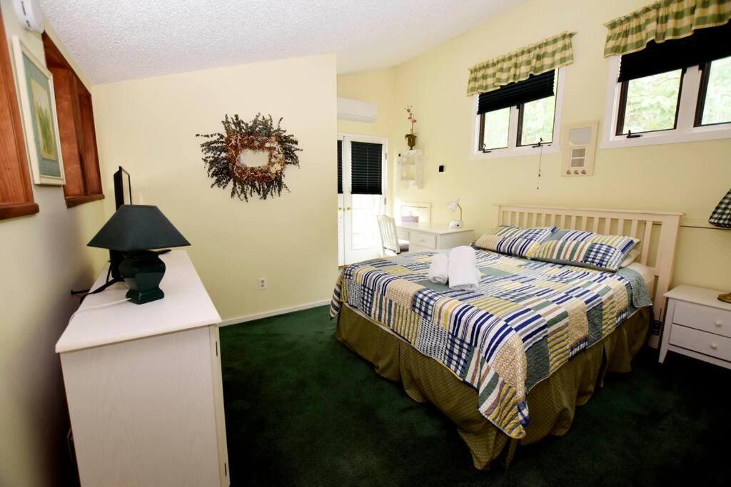 3-Bedroom Vacation Home Steps To Camelback Ski Area Ski-In Ski-Out Crescent Lake Luaran gambar